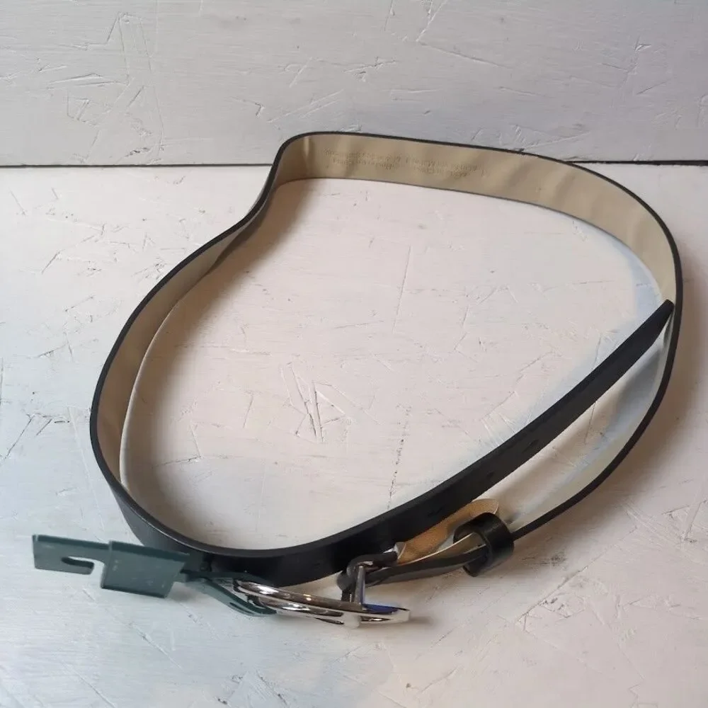 Wild Fable Women's Medium Black Faux Leather Belt Silver Oval Buckle